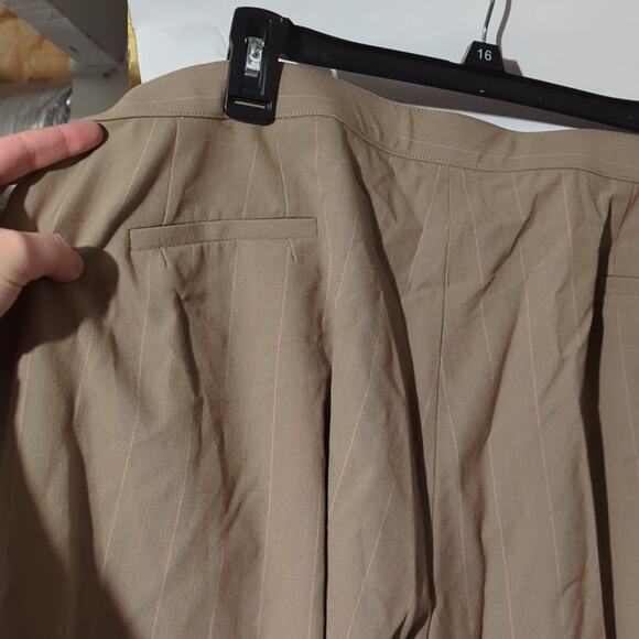 NWT Rafaella 18W Classic Brown Pinstripe Trousers - Picture 6 of 11